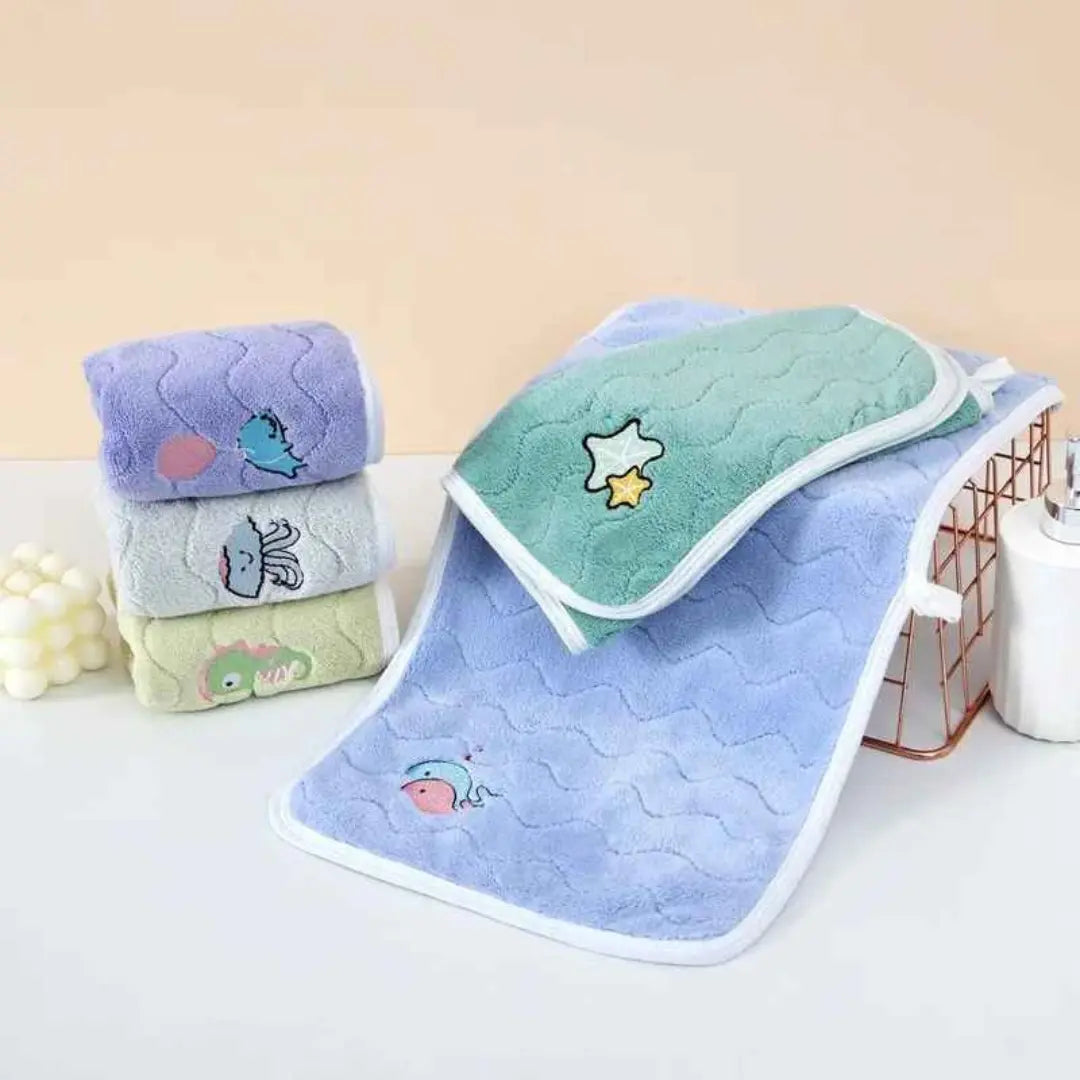 Kit Toalha de Banho em Veludo Coral Macia Absorvente e Confortável 3 Peças - Levi