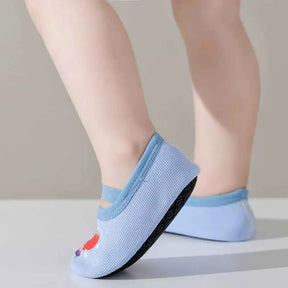 Kit Sapatos Infantis Antiderrapantes Conforto e Segurança 4 Pares - Jardim de Infância