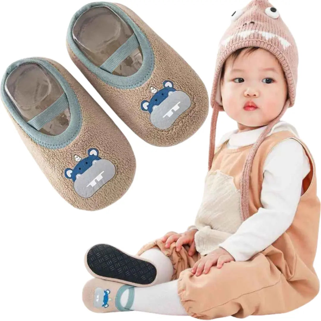 Kit Sapatos Infantis Antiderrapantes Conforto e Segurança 4 Pares - Jardim de Infância